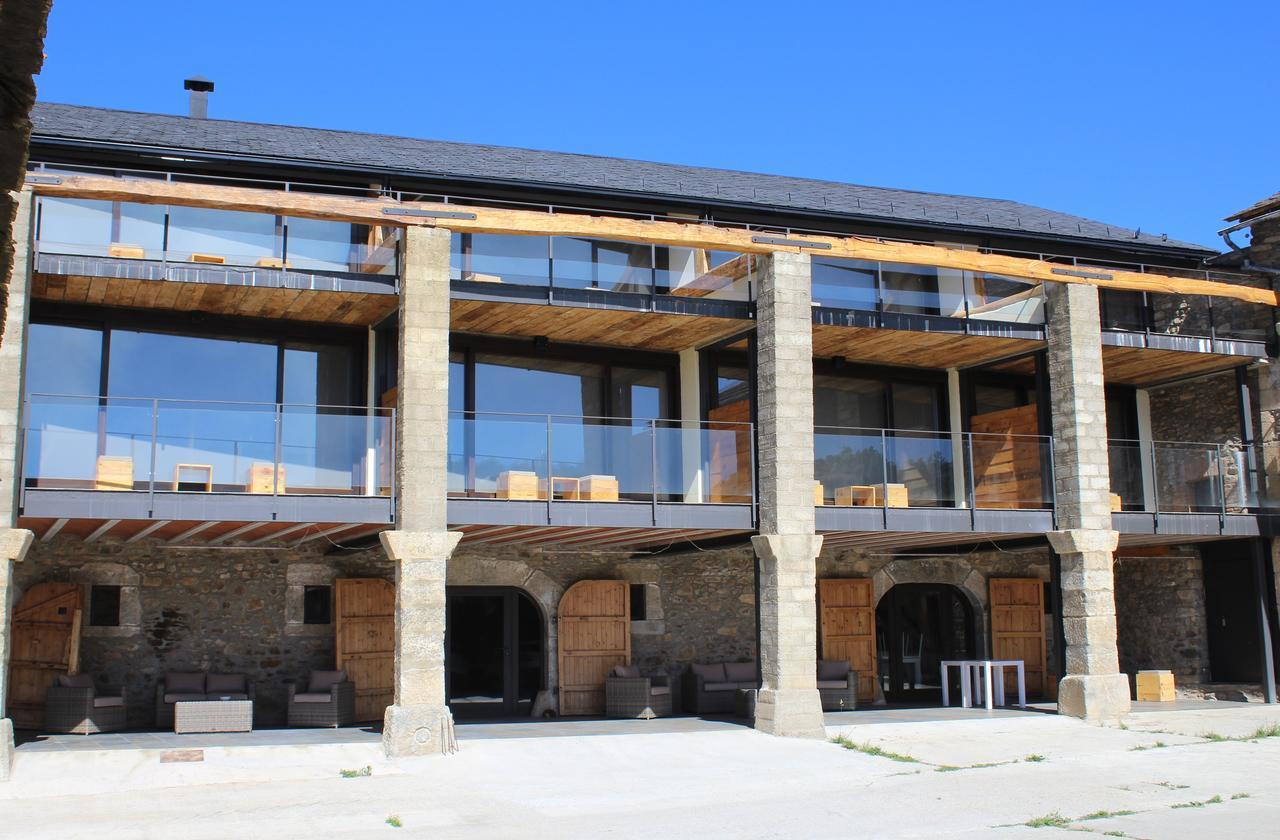 Hotel Mas Ravetllat Isobol Esterno foto